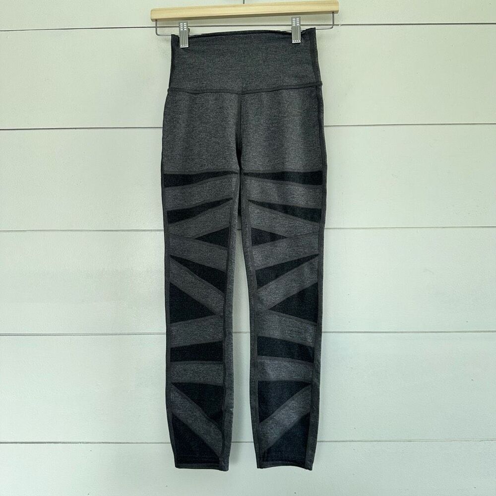 Lululemon Women’s 4 Grey Tech Mesh Leggings
